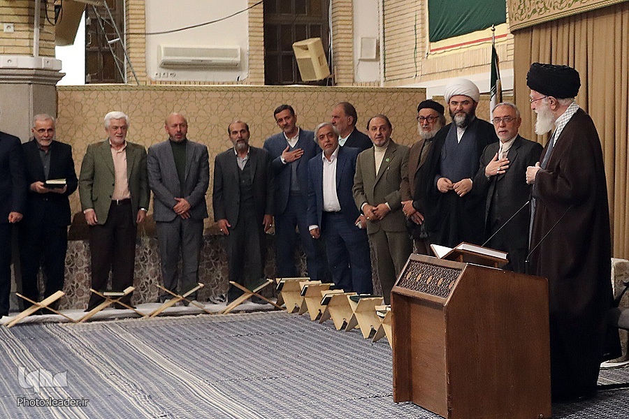 ای کاش هر مسجد یک محفل قرآن داشت ای کاش هر مسجد یک محفل قرآن داشت