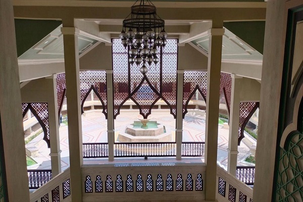 بازدید نخست وزیر تالیند مرکز نگهداری از آثار اسلامی و موزه قرآنی + عکس بازدید نخست وزیر تالیند مرکز نگهداری از آثار اسلامی و موزه قرآنی + عکس