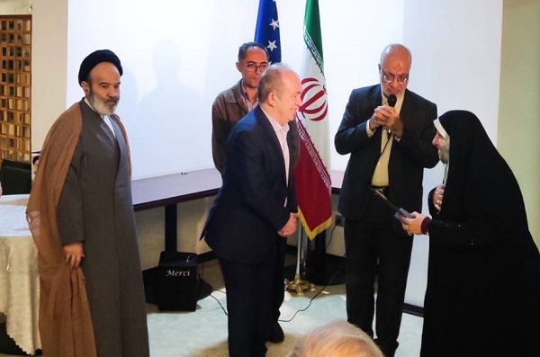 تجلیل از خانواده‌های شهدای ایرانی جنگ بوسنی