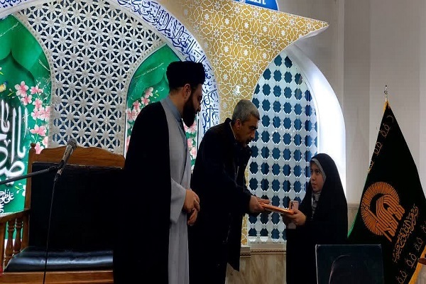 بر اساس روایات، بخشی از یاران امام عصر (عج) را زنان تشکیل می‌دهند