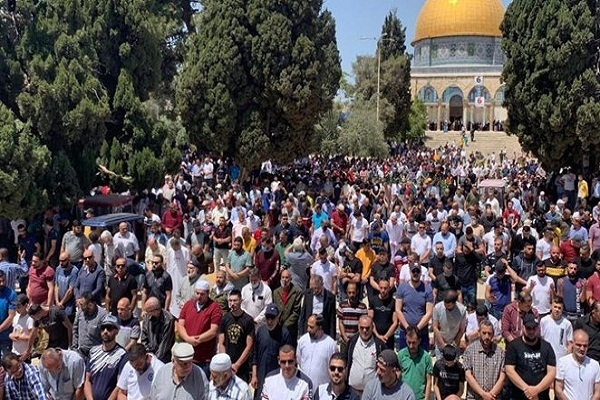 مشارکت 120 هزار فلسطینی در نماز عید فطر مسجدالاقصی + عکس مشارکت 120 هزار فلسطینی در نماز عید فطر مسجدالاقصی + عکس