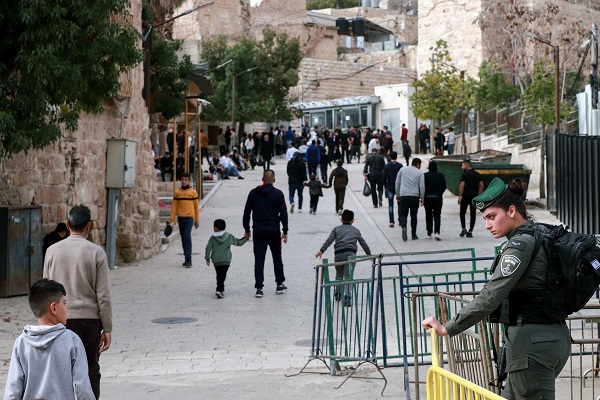 «گرگ سرخ» صهیونیستها در تعقیب فلسطینیها «گرگ سرخ» صهیونیستها در تعقیب فلسطینیها