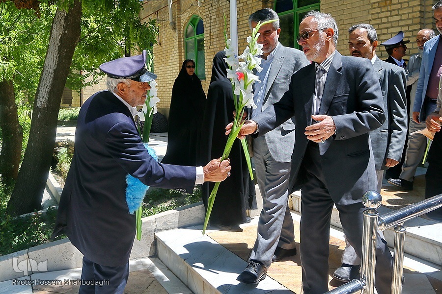 میزبانی گرم ساروق از بزرگترین گردهمایی قاریان و دعاخوانان‌ ممتاز کشوری و بین المللی + عکس و فیلم