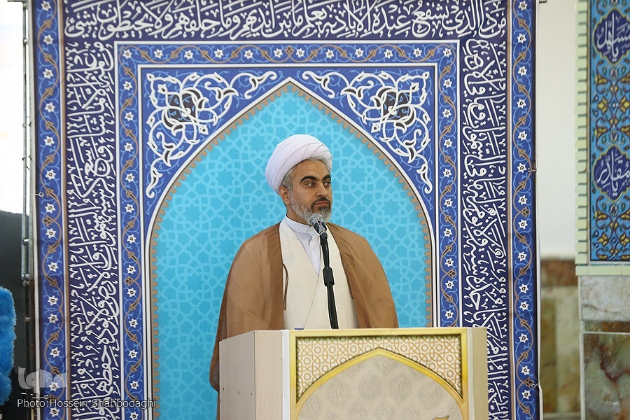 میزبانی گرم ساروق از بزرگترین گردهمایی قاریان و دعاخوانان‌ ممتاز کشوری و بین المللی + عکس و فیلم