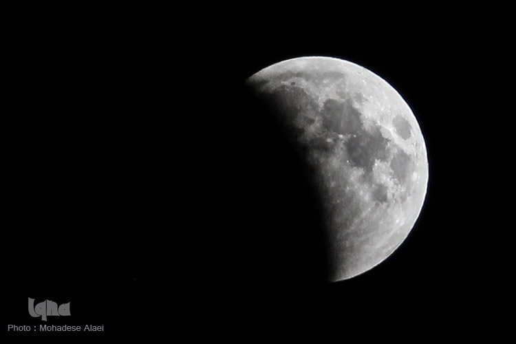 نماز آیات ماه‌گرفتگی امشب را چطور بخوانیم