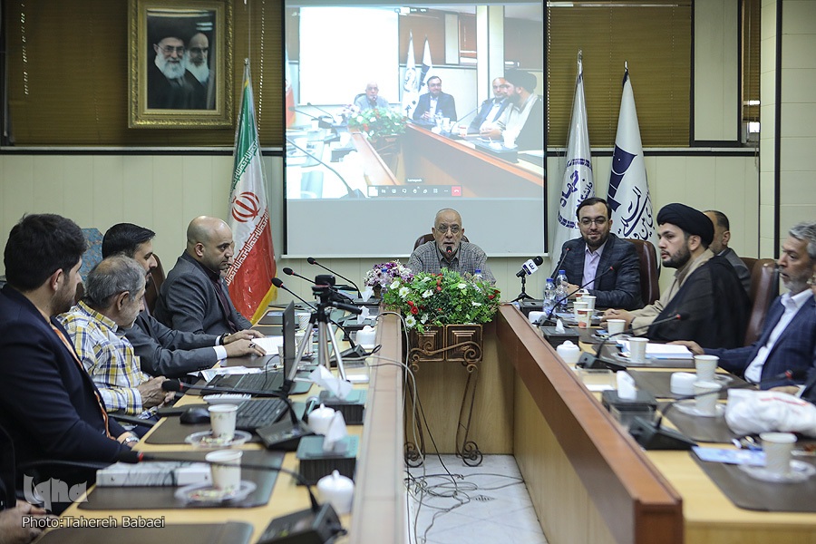 کتاب نسیم قدسی در تفسیر قرآن کتاب نسیم قدسی در تفسیر قرآن