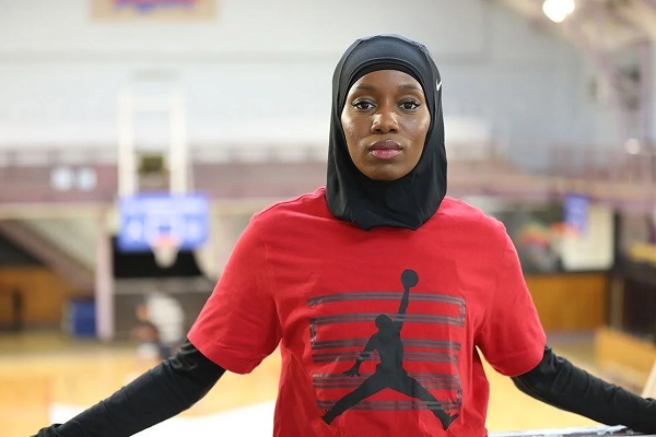 سالیماتا سیلا (Salimata Sylla)، بسکتبالیست محجبه فرانسوی سالیماتا سیلا (Salimata Sylla)، بسکتبالیست محجبه فرانسوی