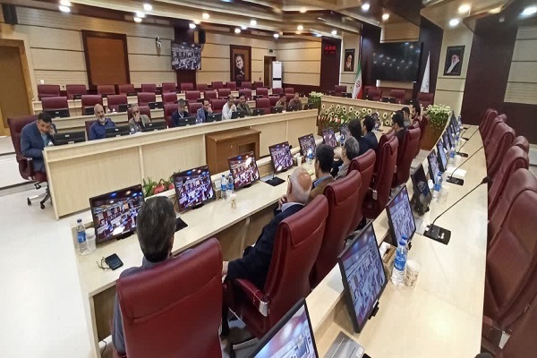 آغاز رقابت قرآنی اساتید، کارکنان و دانشجویان وزارت بهداشت + عکس