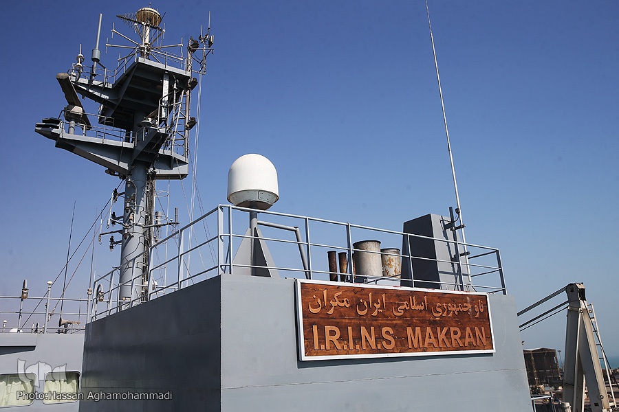 خاطره مشترک قرآنیها و ناوگروهی که دنیا را دور زد + عکس خاطره مشترک قرآنیها و ناوگروهی که دنیا را دور زد + عکس