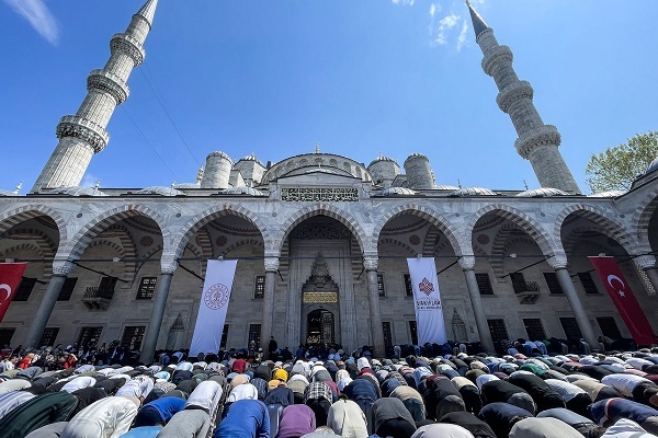 افتتاح مسجد تاریخی استانبول با حضور رئیسجمهور ترکیه افتتاح مسجد تاریخی استانبول با حضور رئیسجمهور ترکیه