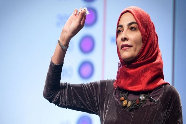 موفقیتهایی از جنس خودباوری برای دانشمند محجبه موفقیتهایی از جنس خودباوری برای دانشمند محجبه