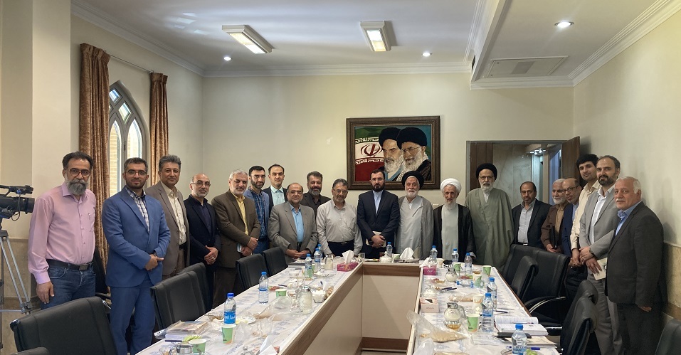 توسل به حضرت زهرا(س) و نداشتن چشمداشت مالی؛ رمز توفیق شیخ عباس قمی توسل به حضرت زهرا(س) و نداشتن چشمداشت مالی؛ رمز توفیق شیخ عباس قمی