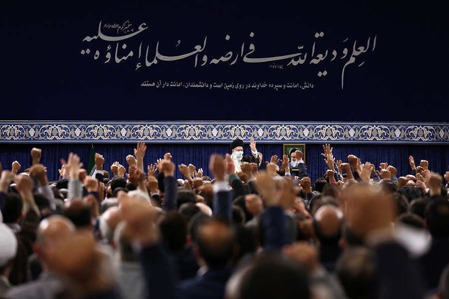 دیدار دانشمندان هستهای با رهبر انقلاب دیدار دانشمندان هستهای با رهبر انقلاب