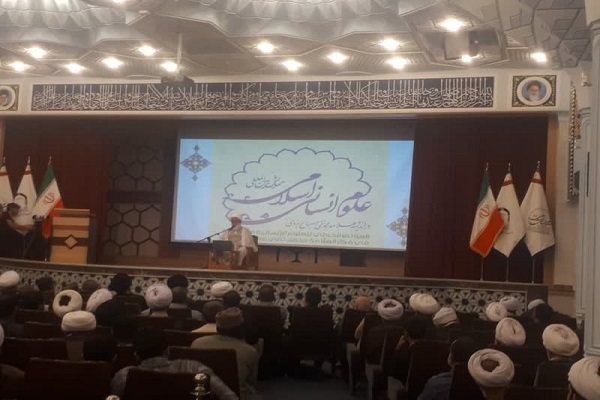 افکار و اندیشه‌های آیت‌الله مصباح را ادامه دهیم