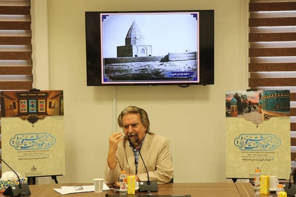 منوچهر صدوقی سها