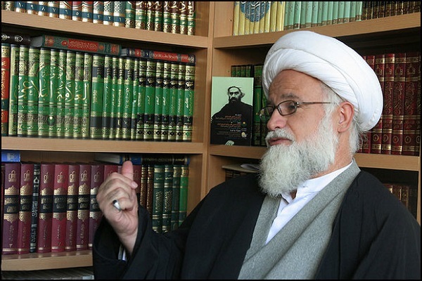 محمدهادی یوسفی غروی