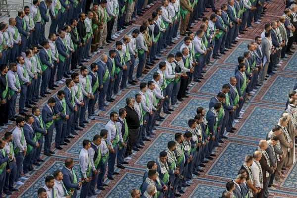 برافراشته شدن پرچم غدیر توسط عتبه علوی برافراشته شدن پرچم غدیر توسط عتبه علوی