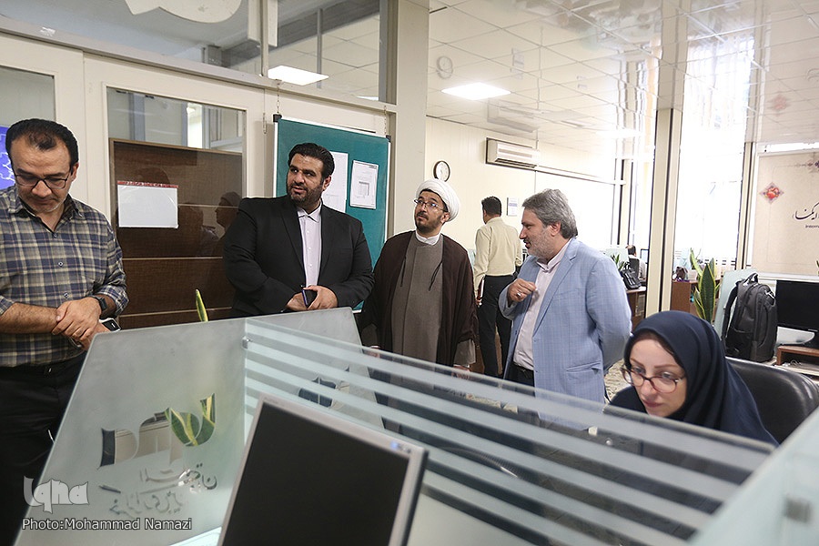 بازدید رئیس مرکز امور قرآنی اوقاف از ایکنا بازدید رئیس مرکز امور قرآنی اوقاف از ایکنا