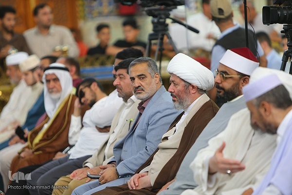 مسابقات در حالی در صحن حرم مطهر حسینی