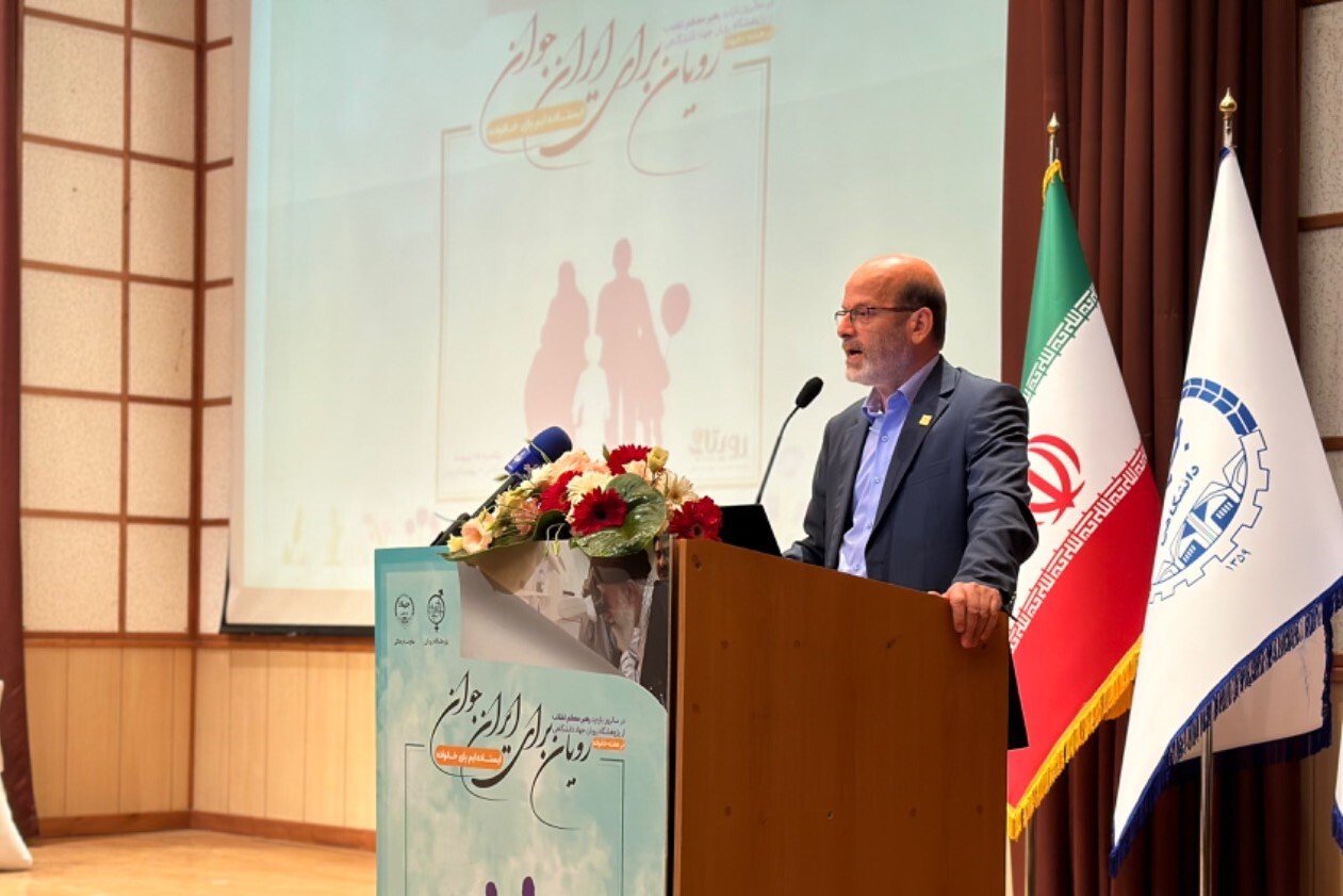 کار جهادی همراه با ایمان از مشخصههای پژوهشگاه رویان است کار جهادی همراه با ایمان از مشخصههای پژوهشگاه رویان است