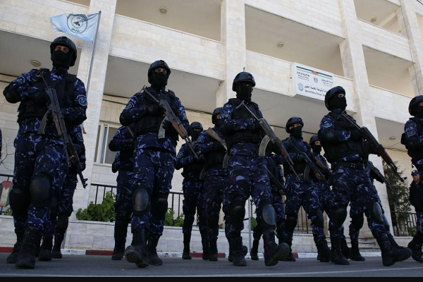 استراتژی نتانیاهو: حمایت از تشکیلات خودگردان فلسطین درکنار تضعیف آن استراتژی نتانیاهو: حمایت از تشکیلات خودگردان فلسطین درکنار تضعیف آن