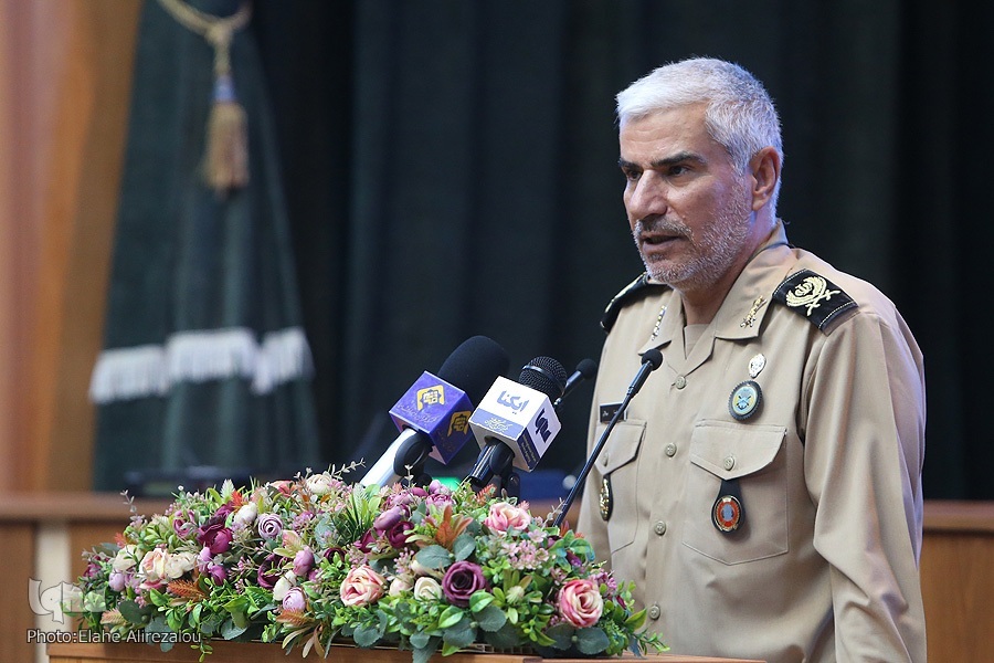 اختتامیه مسابقات قرآن بانوان شاغل و خانوادههای ستاد آجا برگزار شد + فیلم اختتامیه مسابقات قرآن بانوان شاغل و خانوادههای ستاد آجا برگزار شد + فیلم