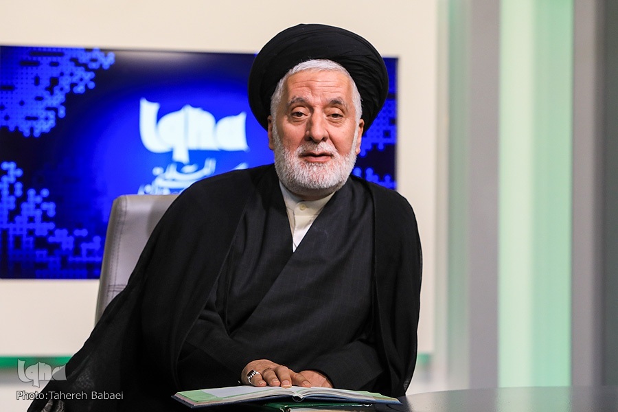 اذان گوی ظهر عاشورا + فیلم