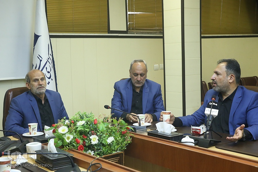 از اسارت به دست کرواتها تا سفیر صلح یونسکو از اسارت به دست کرواتها تا سفیر صلح یونسکو