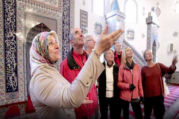 وظایف و مسئولیتهای اولین مشاور امور اسلامی آلمان چیست؟ وظایف و مسئولیتهای اولین مشاور امور اسلامی آلمان چیست؟