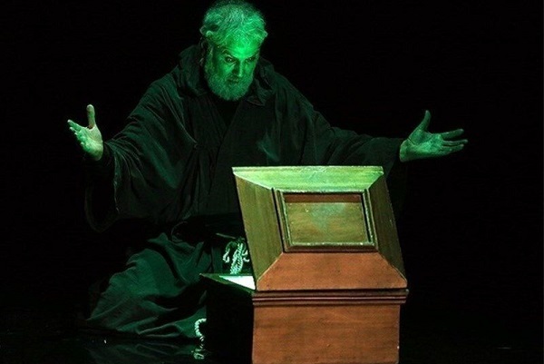 پنجشنبه //// نمایشی عاشوایی که 33 سال با مخاطب خدا را فریاد می‌زند