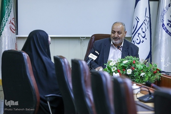 مسئولیت اجتماعی مردم در برابر نظام