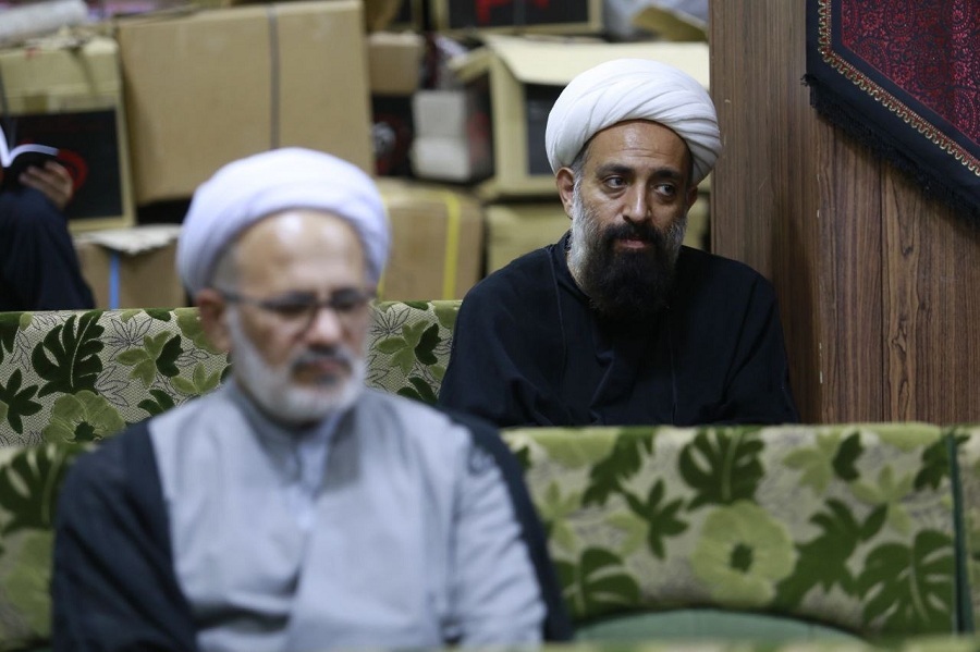 شب شعر بانوان زینبی در کربلا برگزار شد/ تدوین کتابی با ۴۰ شعر از اصحاب کربلا شب شعر بانوان زینبی در کربلا برگزار شد/ تدوین کتابی با ۴۰ شعر از اصحاب کربلا