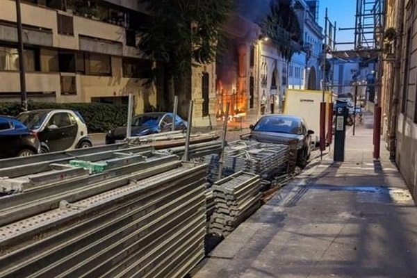 حمله به سفارت ایران در فرانسه