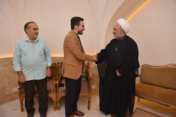 تشرف قاری برتر مسابقات اندونزی به حرم عبدالعظیم حسنی(ع)