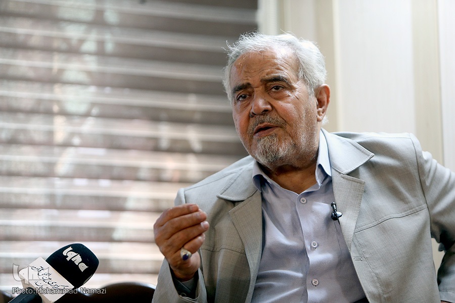 فیلم | حاج علی انسانی از «ادب و آداب مداحی» می‌گوید