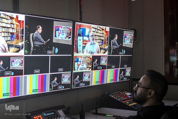 ردپای مسائل سیاسی در ممنوعیتهای اخیر برای دختران مسلمان در فرانسه ردپای مسائل سیاسی در ممنوعیتهای اخیر برای دختران مسلمان در فرانسه