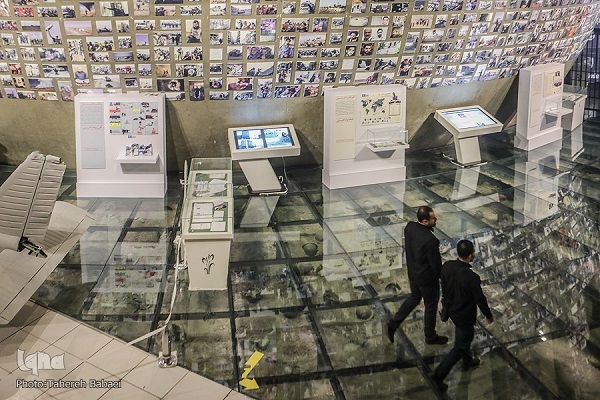 جمعه//// قدم زدن با افتخار بر محوز مقاومت؛ دوشادوش سردار دلها + فیلم جمعه//// قدم زدن با افتخار بر محوز مقاومت؛ دوشادوش سردار دلها + فیلم