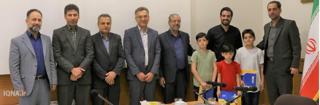 کرسی تلاوت نور با حضور مهدی غلامنژاد برگزار شد کرسی تلاوت نور با حضور مهدی غلامنژاد برگزار شد