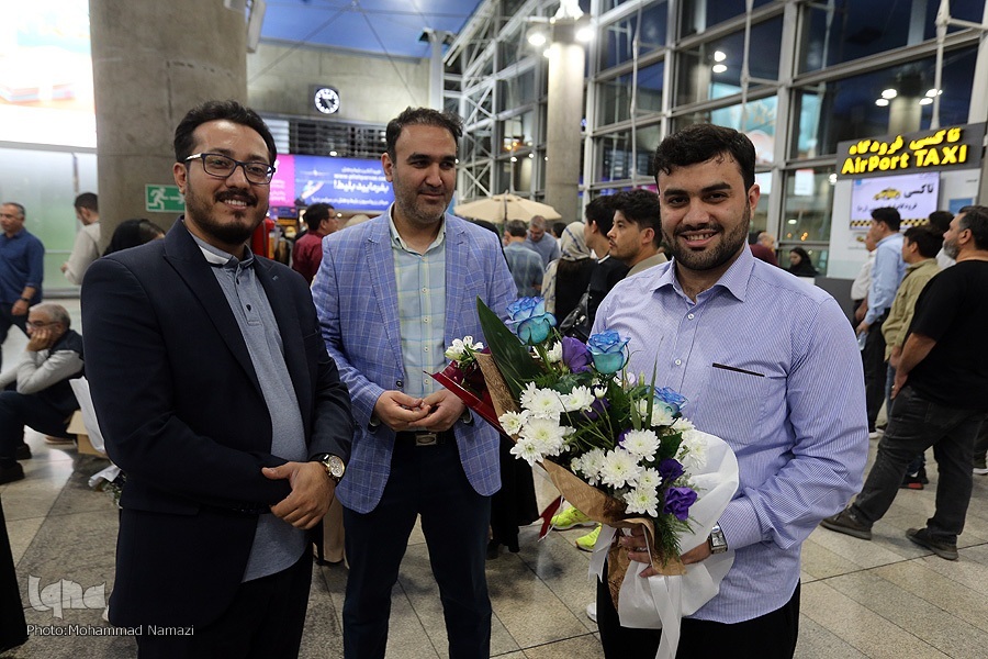 دارندگان رتبه مسابقات بینالمللی قرآن را رها نکنیم دارندگان رتبه مسابقات بینالمللی قرآن را رها نکنیم