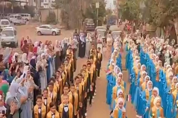 تجلیل از 100 حافظ قرآن نوجوان در «الغربیه» مصر + عکس تجلیل از 100 حافظ قرآن نوجوان در «الغربیه» مصر + عکس