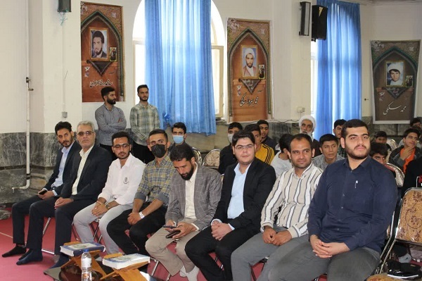 برگزاری محافل «فدائیان قرآن» و «چلچراغ آیه‌ها» در نهاوند