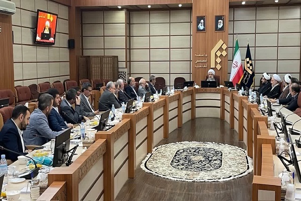 علی عباسی، رئیس جامعه‌المصطفی العالمیه