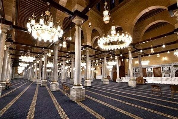 محفل قرآنی قاریان مصری در مسجد امام حسین(ع) قاهره + فیلم