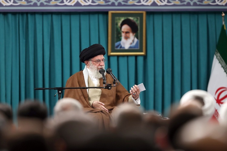 رهبر انقلاب اسلامی