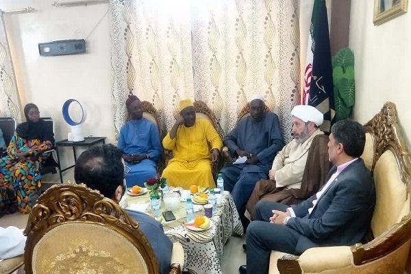 جامعه المصطفی شجره طیبه نشر فرهنگ اسلام اصیل در جای جای جهان است