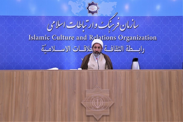 باید ترجمه ای مناسب فهم جوانان برای قرآن ارائه دهیم باید ترجمه ای مناسب فهم جوانان برای قرآن ارائه دهیم