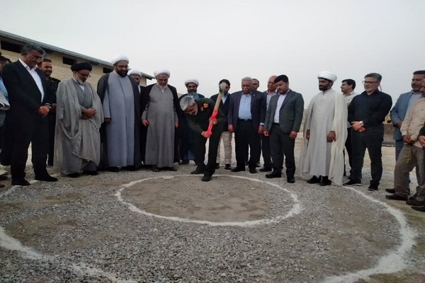 کلنگ‌زنی بزرگ‌ترین دارالقرآن استان هرمزگان