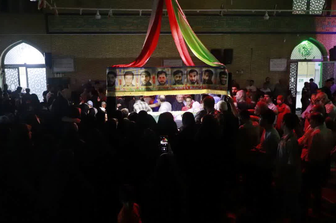 شهید گمنام در مسجد خداداد شهید گمنام در مسجد خداداد