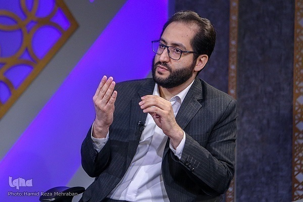 اقتصاددان اسلامی باید مجتهد و متخصص اقتصاد مدرن باشد