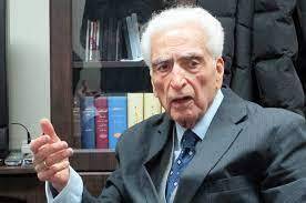 پیکر محمدعلی اسلامی ندوشن به وطن بازمی‌گردد